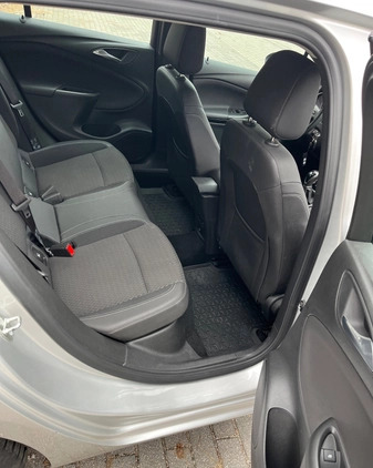 Opel Astra cena 44800 przebieg: 147300, rok produkcji 2018 z Góra małe 326
